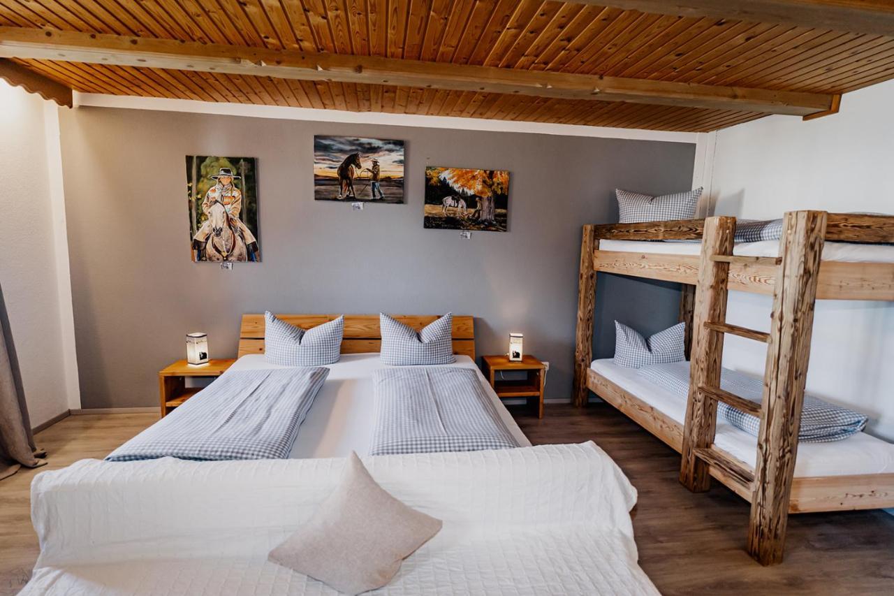Landhotel Zum Matthiasl Bischofsreut Exterior foto